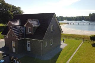 NEU! Ferienhaus Schöne Aussicht direkte Strandlage - Aurich - 0