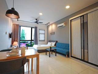 SKS Pavillion # 5Minute Walk To Ciq - Johor Bahru - 0