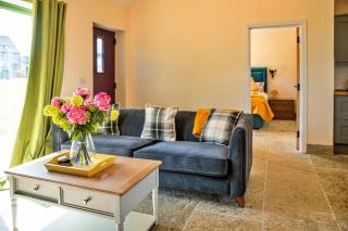 Little Rissington - The Couples Retreat - 4