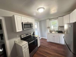 Pitcher's Paradise Apt 3 All Star Baseball Rentals - Oneonta - 8