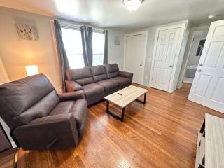 Pitcher's Paradise Apt 3 All Star Baseball Rentals - Oneonta - 6