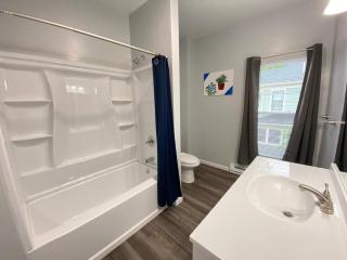 Pitcher's Paradise Apt 3 All Star Baseball Rentals - Oneonta - 4