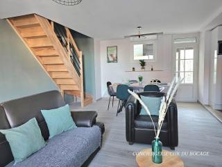 Le Relais 19 centre bourg T4 100m2 - 4min à Puy duFou - Les Épesses - 7