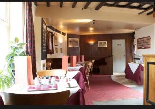 george and horn - Kingsclere - 8