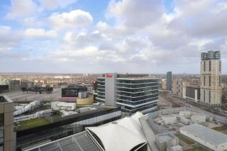 Blueground Stratford gym nr tube station LON-324 - 5