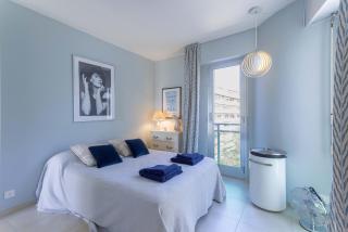 Le Goya by Halldis - Cannes - 7