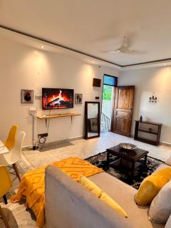 Vibrant coastal getaway - Mombassa - 5