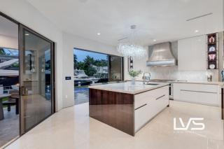 Villa San Marco- Waterfront Grandeur in the Heart of Fort Lauderdale - Fort Lauderdale - 4