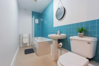 Julie's 2 Bed Wilson St Apartment - 5