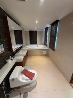 2 Bedroom Luxury Condo, Patong - Patong - 7