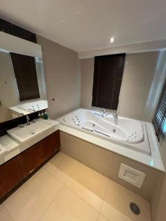 2 Bedroom Luxury Condo, Patong - Patong - 3