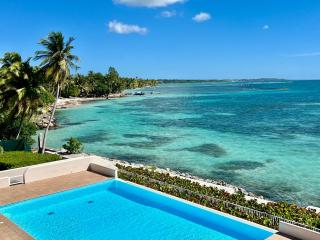 T3 Front de mer vue imprenable sur lagon avec Piscine Eden Blue Ste Anne Cuve tampon - Sainte-Anne - 9