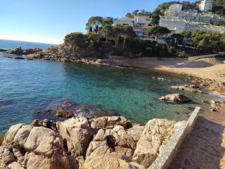 Xalana con terraza y magnificas vistas al mar - Girona - 0