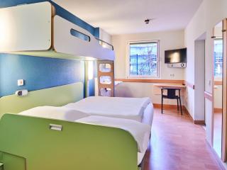 B&B HOTEL Würzburg-Ost - Würzburg - 8