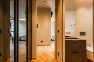 Luxury Suite with View Steps from the Duomo - Milan - 5
