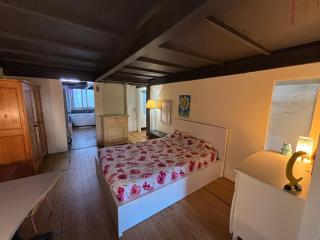 Grand Duplex Rosella Hightower - 1