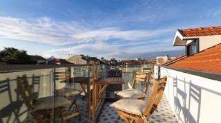 New 3BR w Rooftop & Balcony Views by LovelyStay - 0