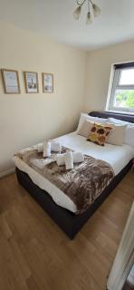 SAV Apartment Two Bed Flat Uxbridge - 7