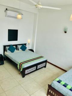 Aqua Marine Beach Hotel - Kalkudah - 9