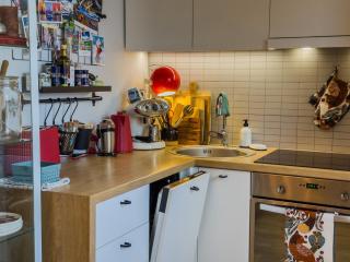 Cozy & artsy apartment, dedicated office room & walk-in closet! - Tallin - 9