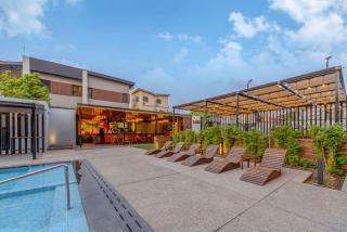 Eden Gardens Hotel - 4