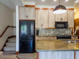 EDM 1520-11 Great Family spot - Mont-Tremblant - 4