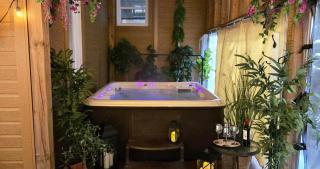 Le Cozy Retreat Private Spa Wine & Relaxing Escape - Quebeque - 0