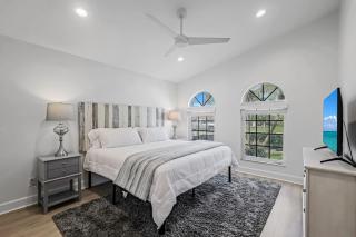 Huge Game Room-Near Vanderbilt Beach-New Pool-Pets - Naples - 8