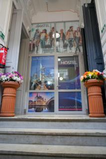 YOUR HOSTEL midi station - Bruxelles - 0