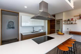 Ocean view condo - Beach, pool & jacuzzi! - 1