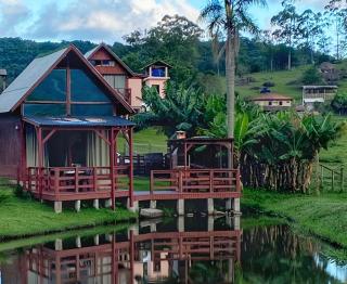 Chalé Rústico com Hidromassagem e Piscina - Imaruí - 3