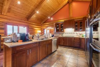 NEW Black Horse Lodge - Fiddletown - 3