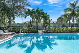 Cozy Studio - Pool in Lake Worth - 3