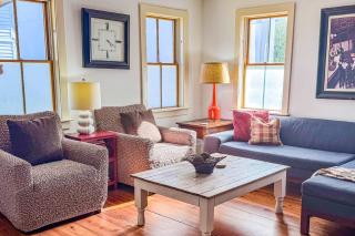 Sweet Spacious Suite - Charleston - 9