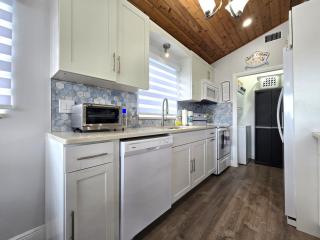 113 Gulfview Avenue - Fort Myers Beach - 5