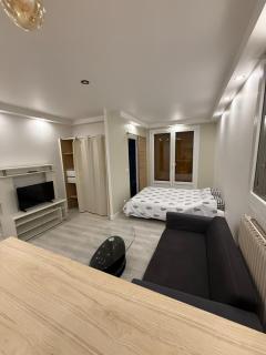 Studio - 1