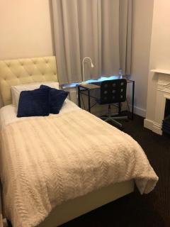 Cozy Single and Double Room - Londra - 9