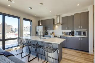 New Modern 2BDR in Walkable Midtown w Gym Pool Honkey-Tonk by AvantStay - Nashville - 8