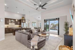 Water Views, Relaxation, Heated Pool - Ocean Vibes - Roelens - Cape Coral - 2