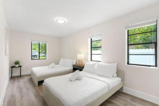 Charming 4BR Oasis with Saltwater Pool and Parking - 5