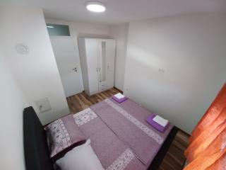 Apartment Ema with garage - Velika Kladuša - 3