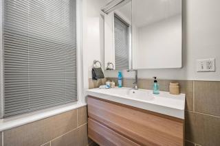 New 1-BD in Prime Philly Location with King Bed - Philadelphia - 1