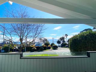 Tindalls Bay Beach House - Whangaparaoa - 8