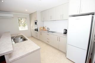 Tindalls Bay Beach House - Whangaparaoa - 3