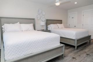 3003 Queen Suite, 3rd Floor Cove - Surf City - 1