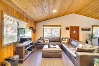 The Drowsy Den With Firepit & BBQ Plus Large Patio - Big Bear Lake - 3