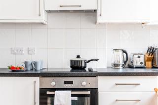 1 Bed Apartment Central London - Londra - 4