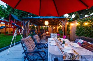 Resort-like 4BR 3BA near Downtown, Four seasons Hot Tub, Gym, King Bed - Toronto - 8