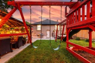 Resort-like 4BR 3BA near Downtown, Four seasons Hot Tub, Gym, King Bed - Toronto - 6