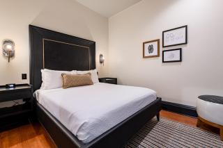 The Mayfair - 4
